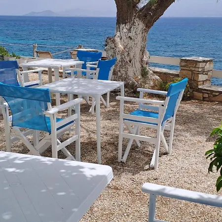 Dinas Appartement Piso Livadi