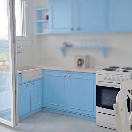 Dinas Appartement Piso Livadi