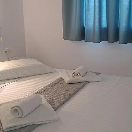 Apartment Dinas *