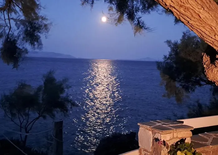 Dinas Διαμέρισμα *