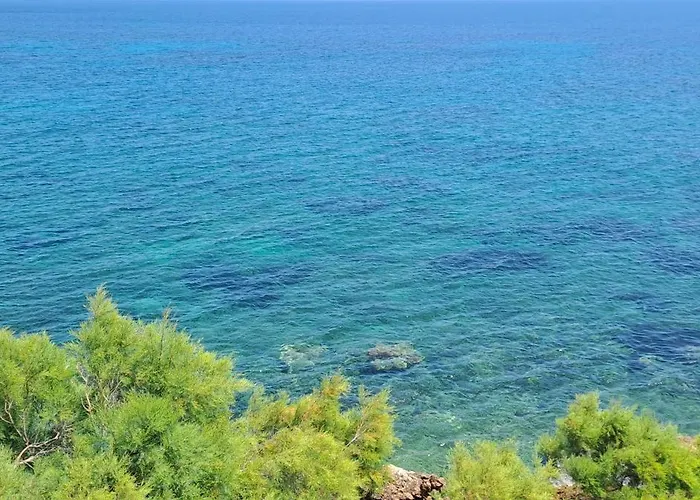 Dinas Διαμέρισμα