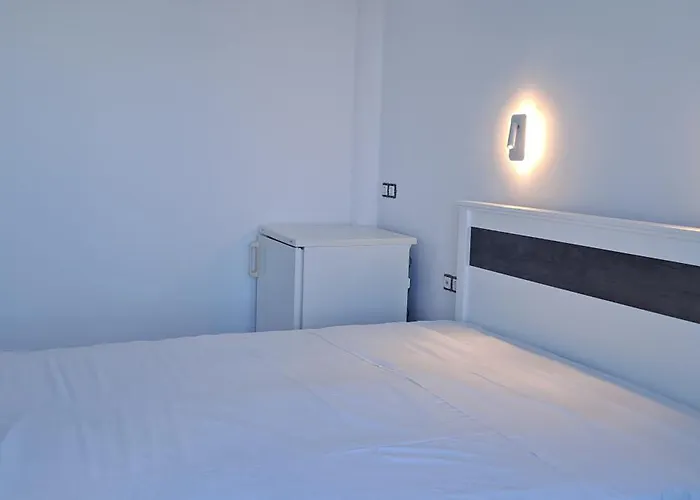 Dinas Διαμέρισμα