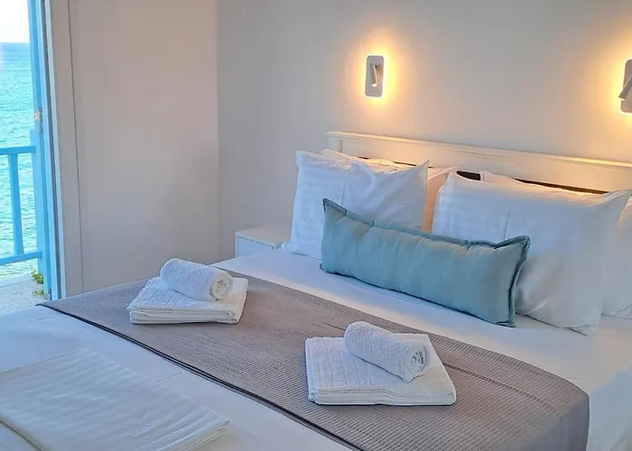 Dinas Διαμέρισμα Πίσω Λιβάδι