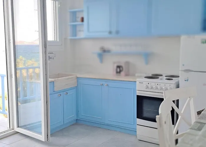 Dinas Διαμέρισμα Πίσω Λιβάδι